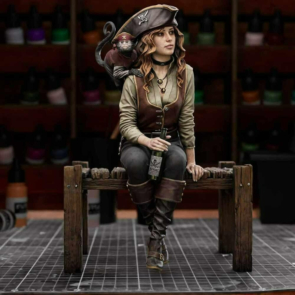 2109 Captain Lyra - STL 3D Print Files